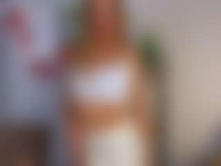 Live cam show with PaulinaHolloway - Teen (18+) on Dolls Live