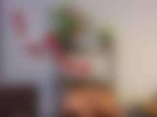 Live cam show with PaulinaHolloway - Blonde Hair College on Camsoda