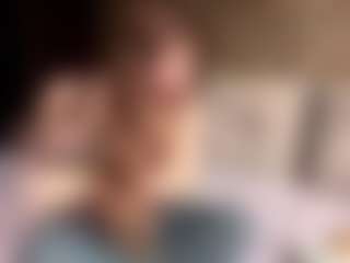Live cam show with RebeccaEttel - Normal on CamwithHer