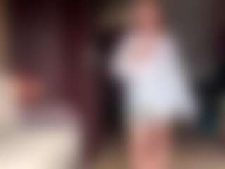 Live cam show with RebeccaEttel - Blue Eyes on madthumbs