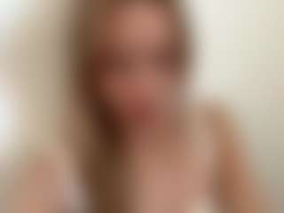 RefugiaForbus's Live Sex Cam Show