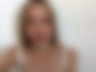 RefugiaForbus's Live Sex Cam Show