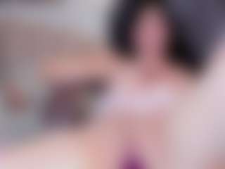 Aili-queen's Live Sex Cam Show