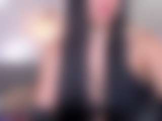 Live cam show with Aili-queen - Shaved Pussy on Camsoda