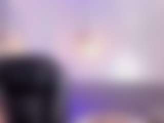Live cam show with Aili-queen - New Young Adult on Camming Site