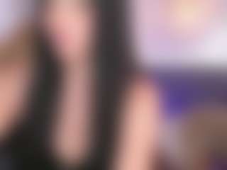 Live cam show with Aili-queen - Body Massage on madthumbs
