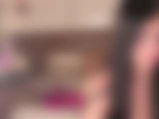 Live cam show with Aili-queen - Bedroom on https://playwithruby.com
