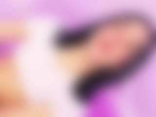Live cam show with ALISSAHOWARD - Brown Eyes on Camsoda