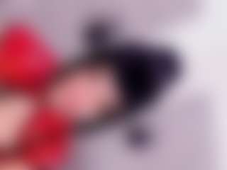 Live cam show with ALISSAHOWARD - Drinking on crypto-cams