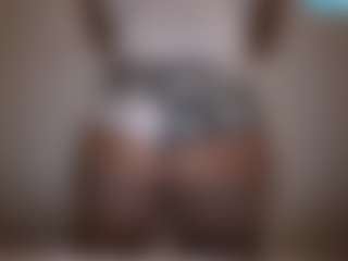 Dineroazul's Live Sex Cam Show