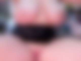 ellie-smith69's Live Sex Cam Show