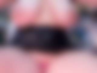 ellie-smith69's Live Sex Cam Show