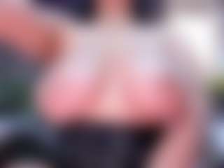 ellie-smith69's Live Sex Cam Show
