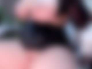ellie-smith69's Live Sex Cam Show
