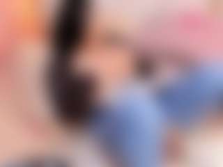 ellie-smith69's Live Sex Cam Show