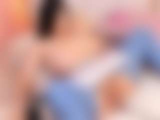 Live cam show with ellie-smith69 - New Brown Eyes on Latina Girls