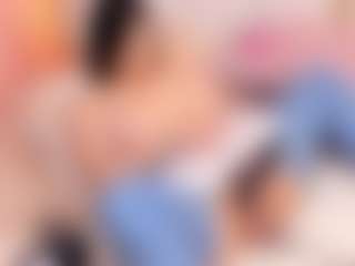 ellie-smith69's Live Sex Cam Show