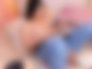 ellie-smith69's Live Sex Cam Show