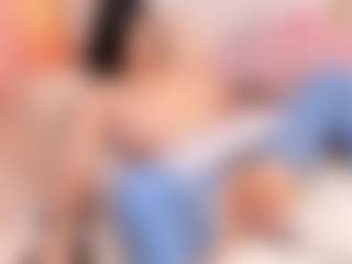 ellie-smith69's Live Sex Cam Show