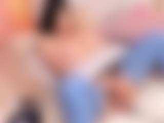 ellie-smith69's Live Sex Cam Show