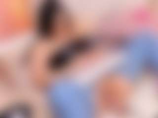 Live cam show with ellie-smith69 - Fingers on milfzrlive.com