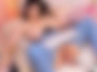 ellie-smith69's Live Sex Cam Show