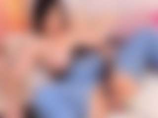 ellie-smith69's Live Sex Cam Show