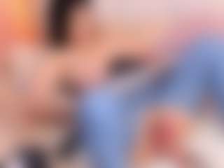 ellie-smith69's Live Sex Cam Show