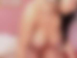 ellie-smith69's Live Sex Cam Show