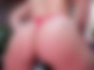 ellie-smith69's Live Sex Cam Show