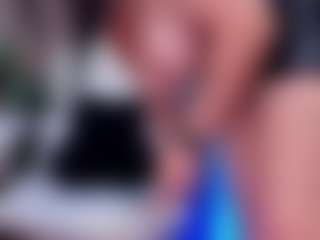 ellie-smith69's Live Sex Cam Show