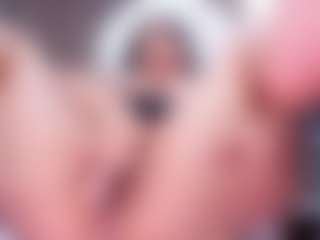 ellie-smith69's Live Sex Cam Show