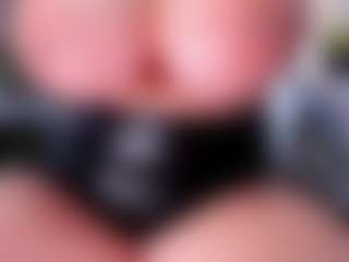 ellie-smith69's Live Sex Cam Show
