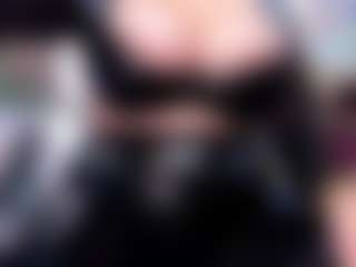 ellie-smith69's Live Sex Cam Show