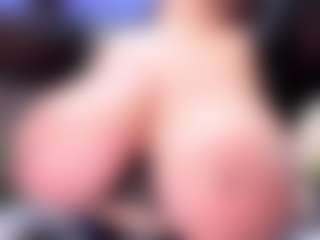 ellie-smith69's Live Sex Cam Show