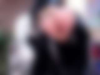 ellie-smith69's Live Sex Cam Show