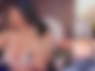 ellie-smith69's Live Sex Cam Show