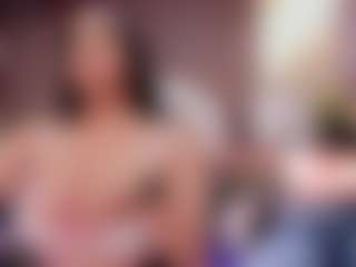 ellie-smith69's Live Sex Cam Show