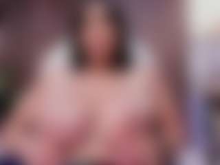 ellie-smith69's Live Sex Cam Show