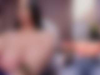 ellie-smith69's Live Sex Cam Show