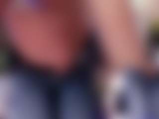 ellie-smith69's Live Sex Cam Show