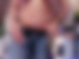 ellie-smith69's Live Sex Cam Show