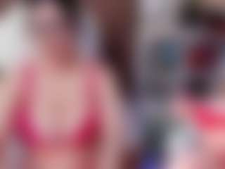 ellie-smith69's Live Sex Cam Show