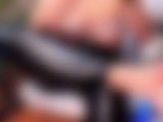 ellie-smith69's Live Sex Cam Show