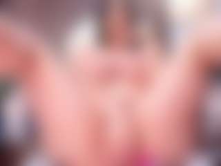 ellie-smith69's Live Sex Cam Show