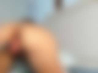 KatieBoisson's Live Sex Cam Show