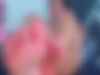 Live cam show with lianita - New Petite on CamwithHer