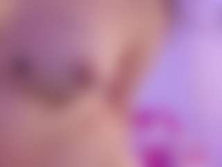 Show live cam dengan naomy-tay - Drinking di Camsoda