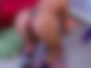 Sara-Jules's Live Sex Cam Show