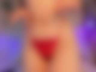 Live cam show with Sofii-Wild - Fingering on Mixed Magazine Live